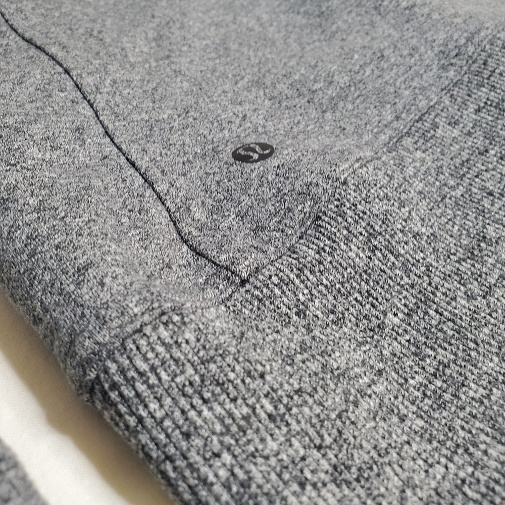 Lululemon Women's Zipup Hoodie - Picture 10 of 11
